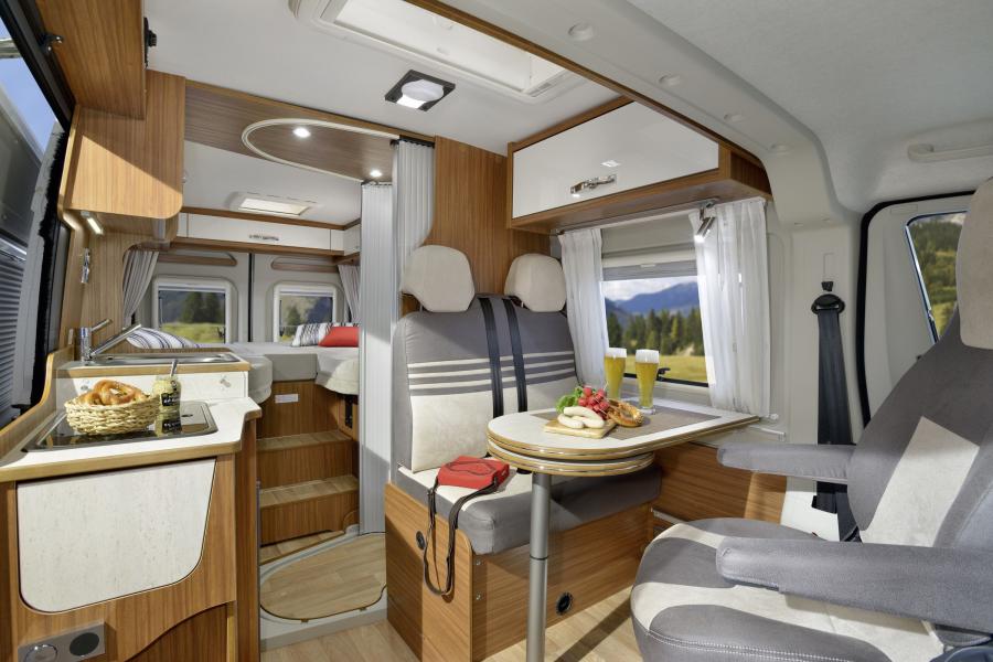 Интерьер Globecar Globestar 600 L 2015 года  (фото 2 из 6)